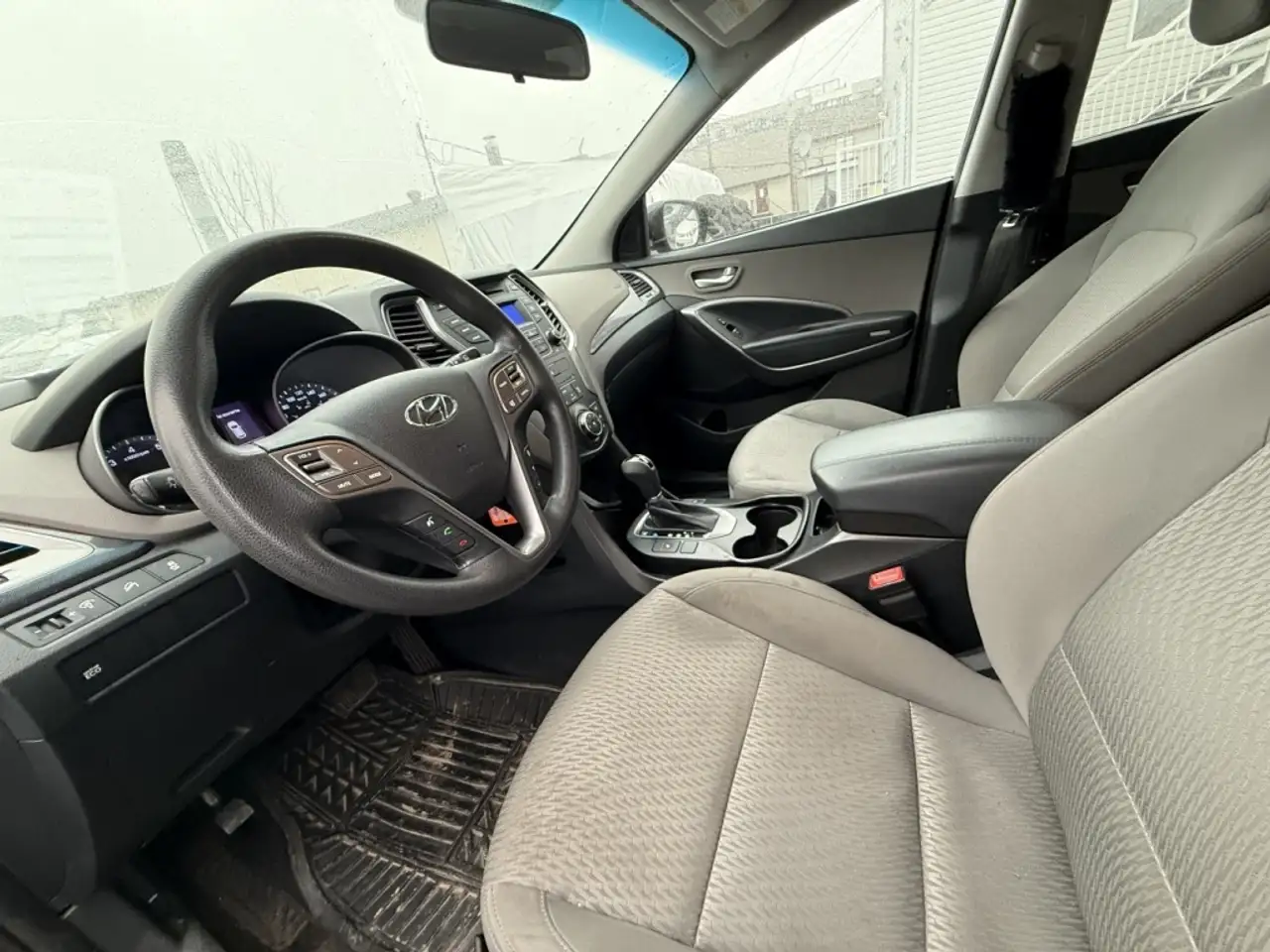 Hyundai SANTA FE снимка Hyundai SANTA FE