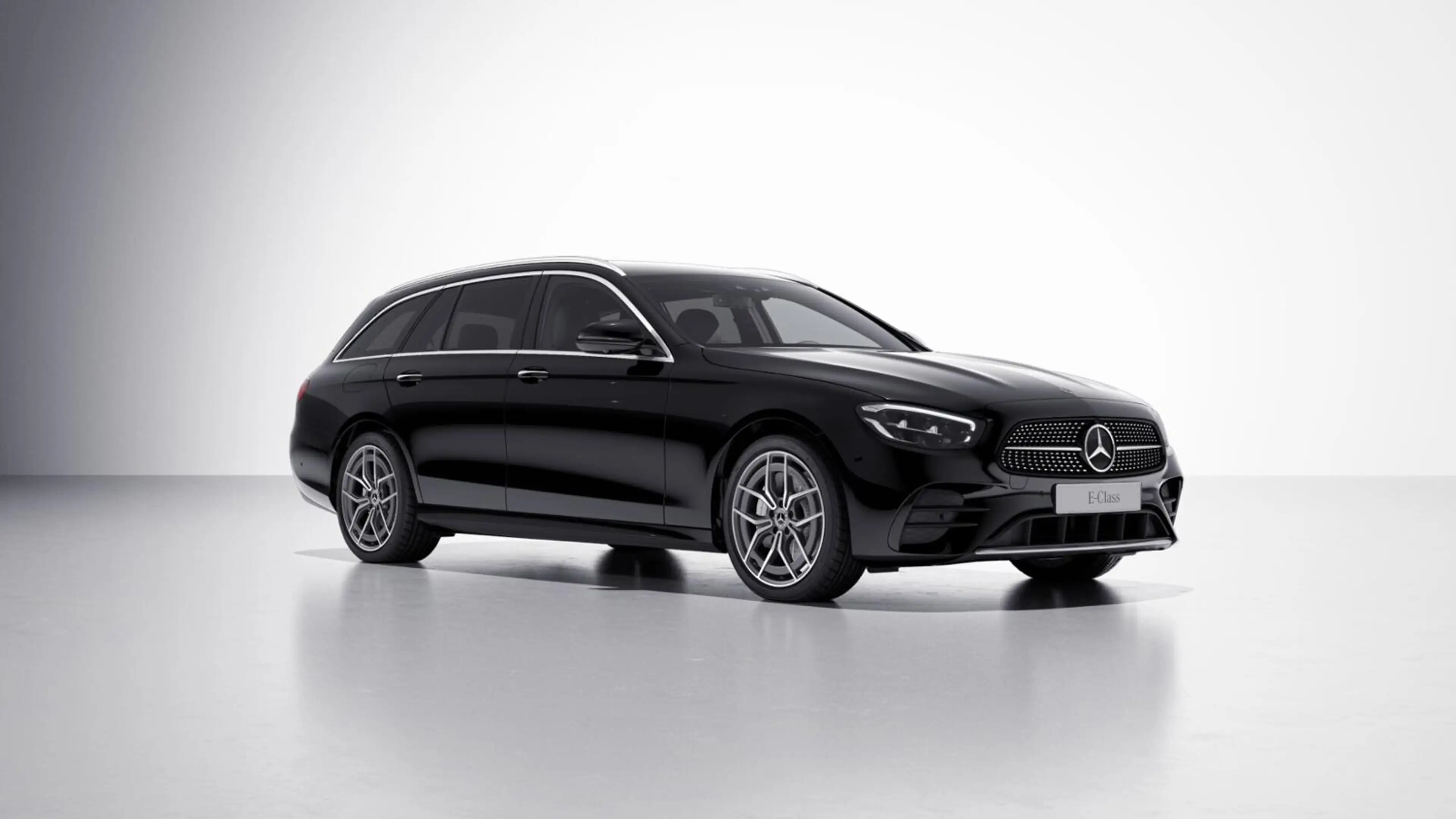 Mercedes-Benz E 220 d T-Mod AMG+Distro+AHK+360+Carplay+19er+AM — photo 2