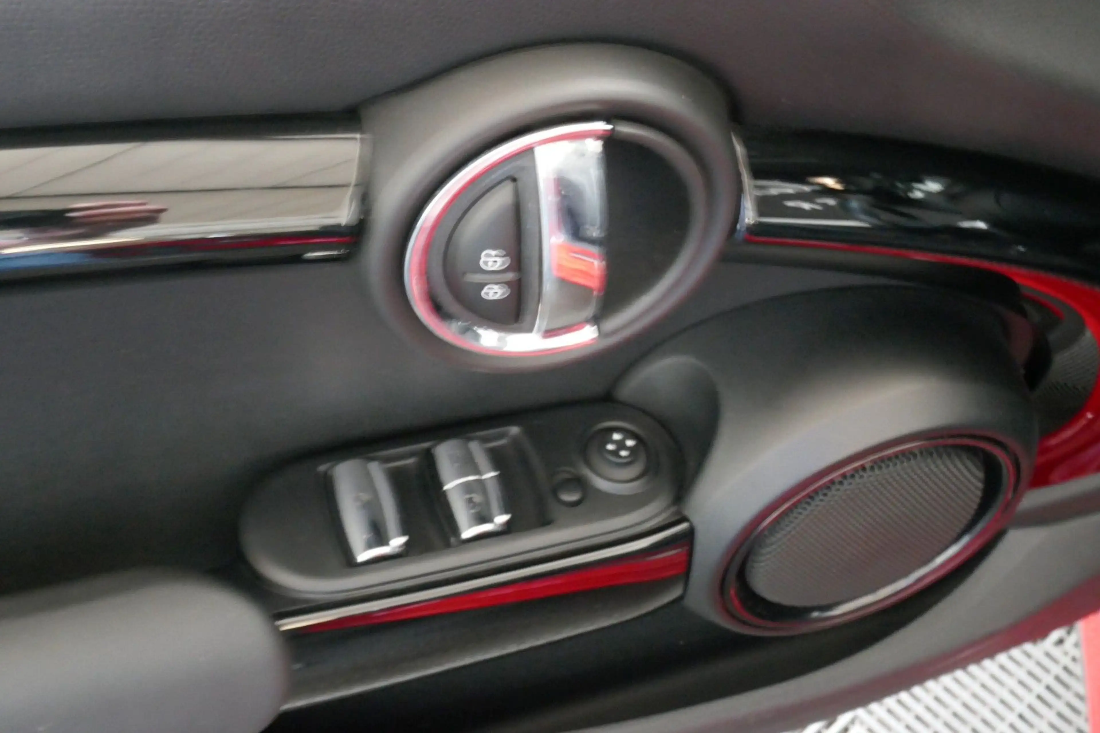 MINI John Cooper Works Cabrio John Cooper Works — photo 14