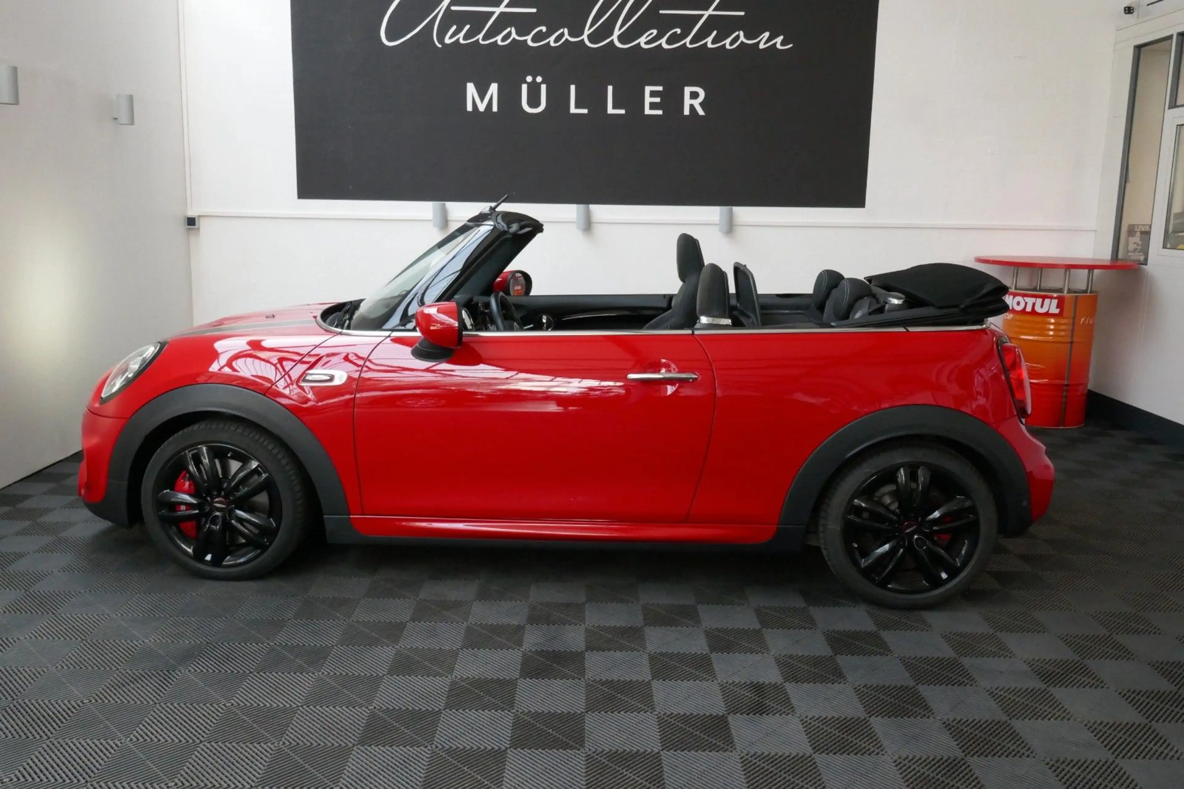 MINI John Cooper Works Cabrio John Cooper Works — photo 8