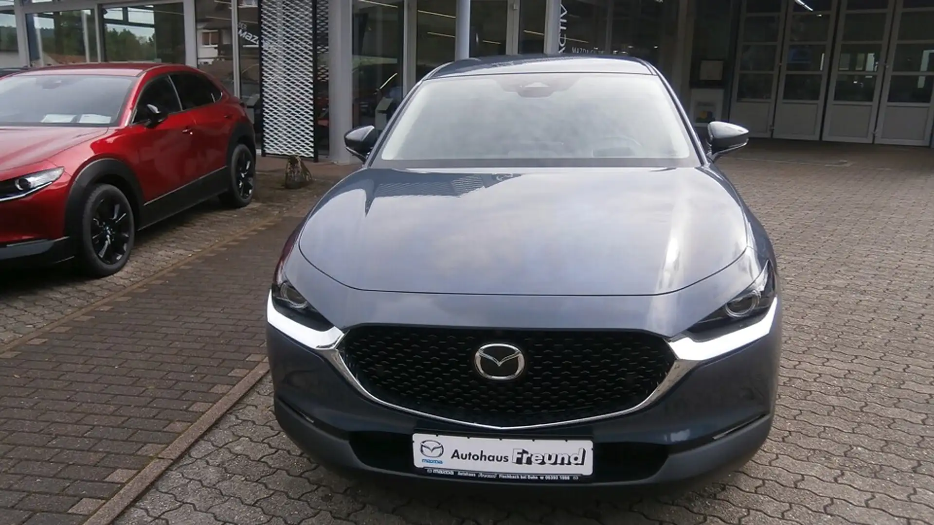 Mazda CX-30 2.0L e-SKYACTIV G 150ps 6MT Exclusive-line DASO DE Grau - 2
