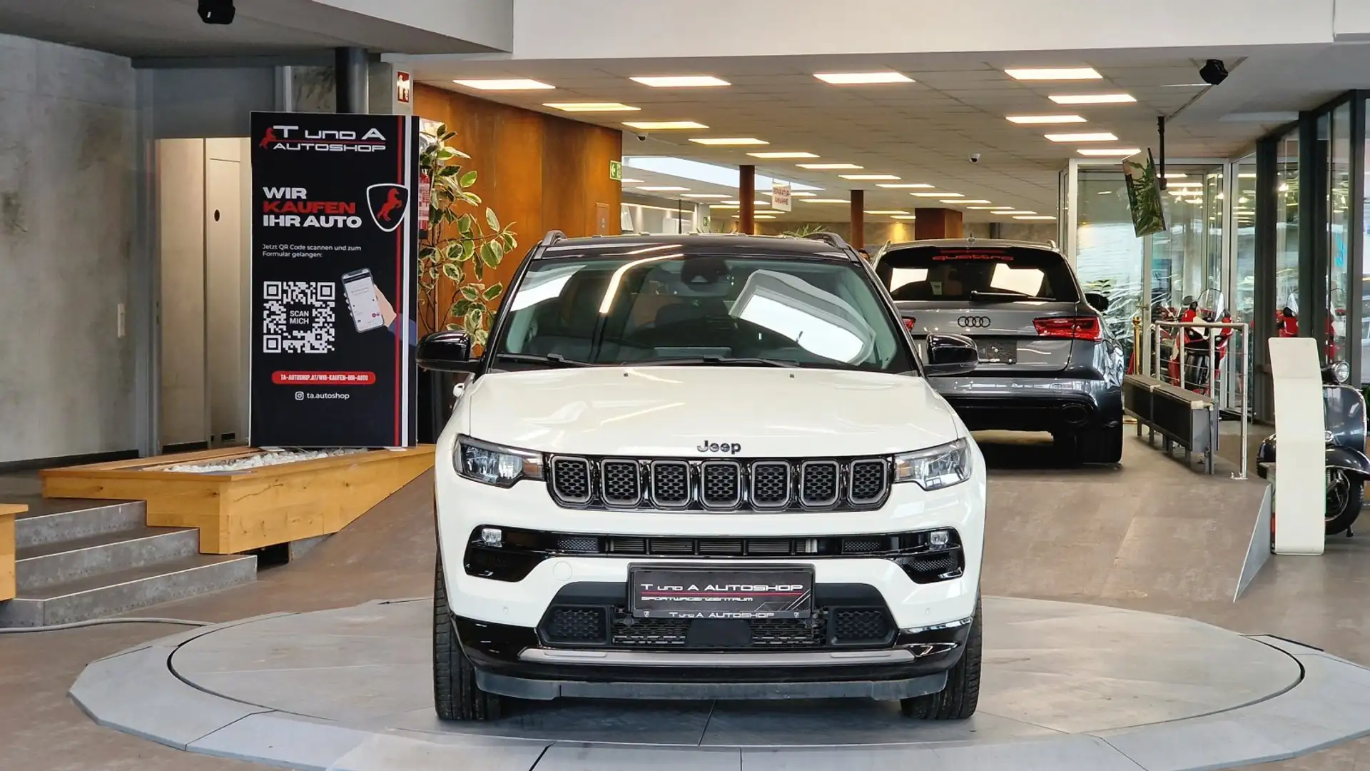 Jeep Compass S 1,3 Turbo Hybrid 240 PS AT ALLRAD Aut. Weiß - 2