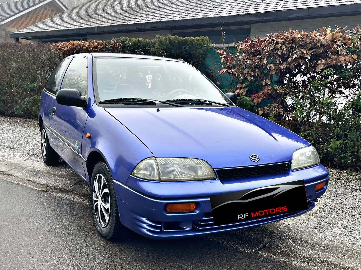 Suzuki Swift 1.0 GLS Ancêtre (67000km) Bleu - 2