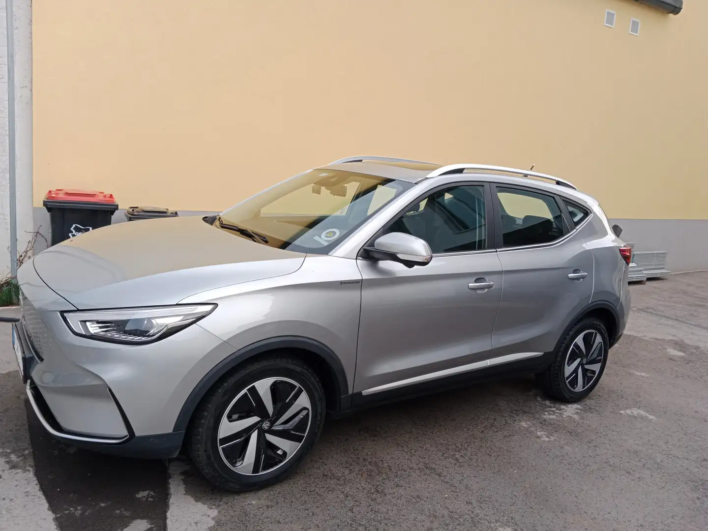 MG ZS ZS EV Luxury 70 kWh Maximal Reichweite Luxury Silber - 1