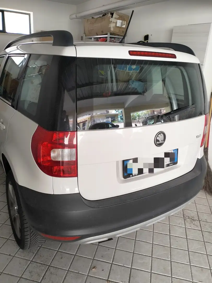 Skoda Yeti 1.2 tsi Active - 1