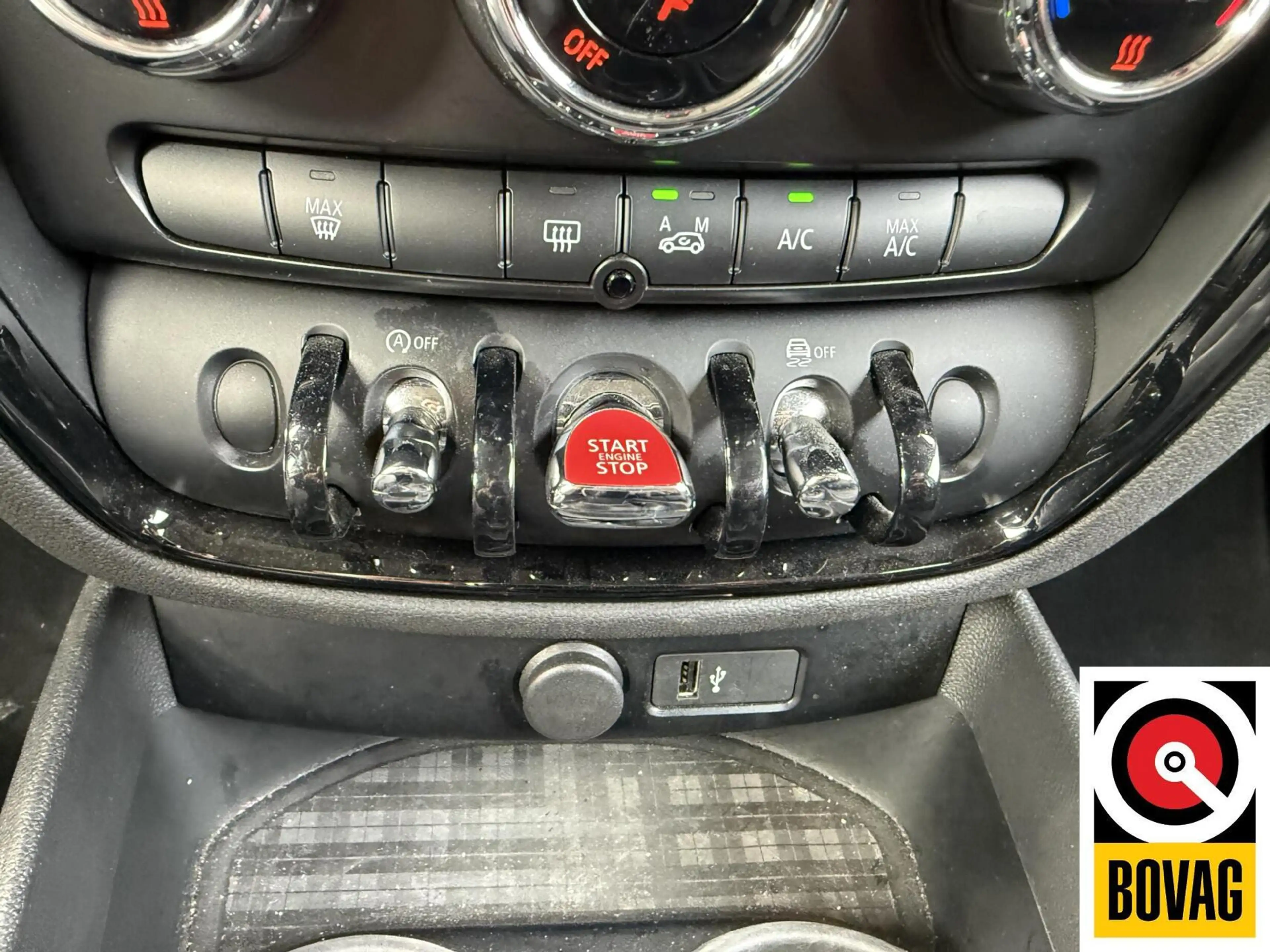 MINI Cooper Clubman 1.5 Business Edition — photo 18
