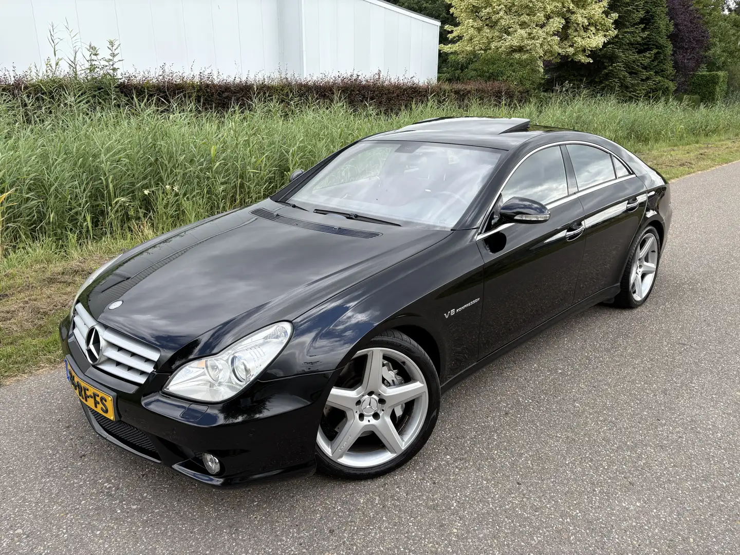 Mercedes-Benz CLS 55 AMG AUTOMAAT / ORG NED / SCHUIFDAK / ROLLO / NAVI Zwart - 2