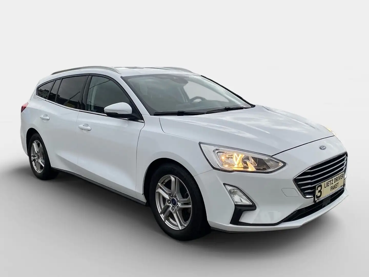 Ford Focus Titanium Winter Paket Weiß - 2