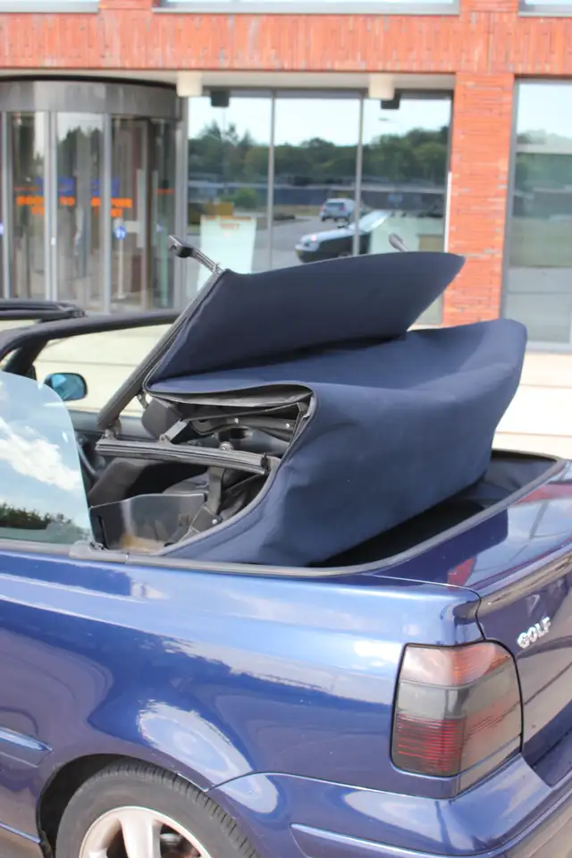 Volkswagen Golf Cabriolet 2.0 Highline, foto 12