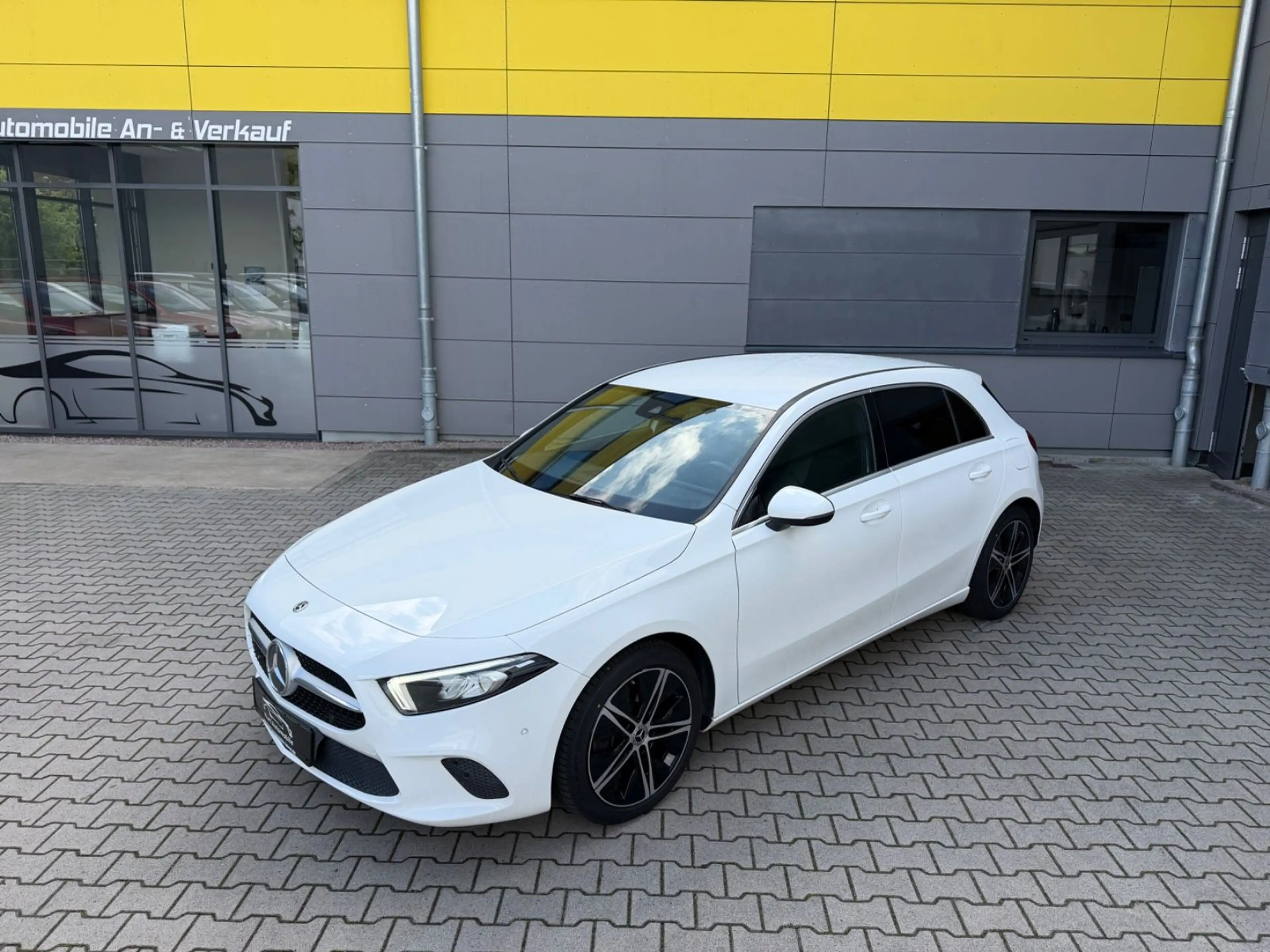 Mercedes-Benz A 250 /ALU/TEMPOMAT/LEDER/WIDESCREEN*/MEMORY