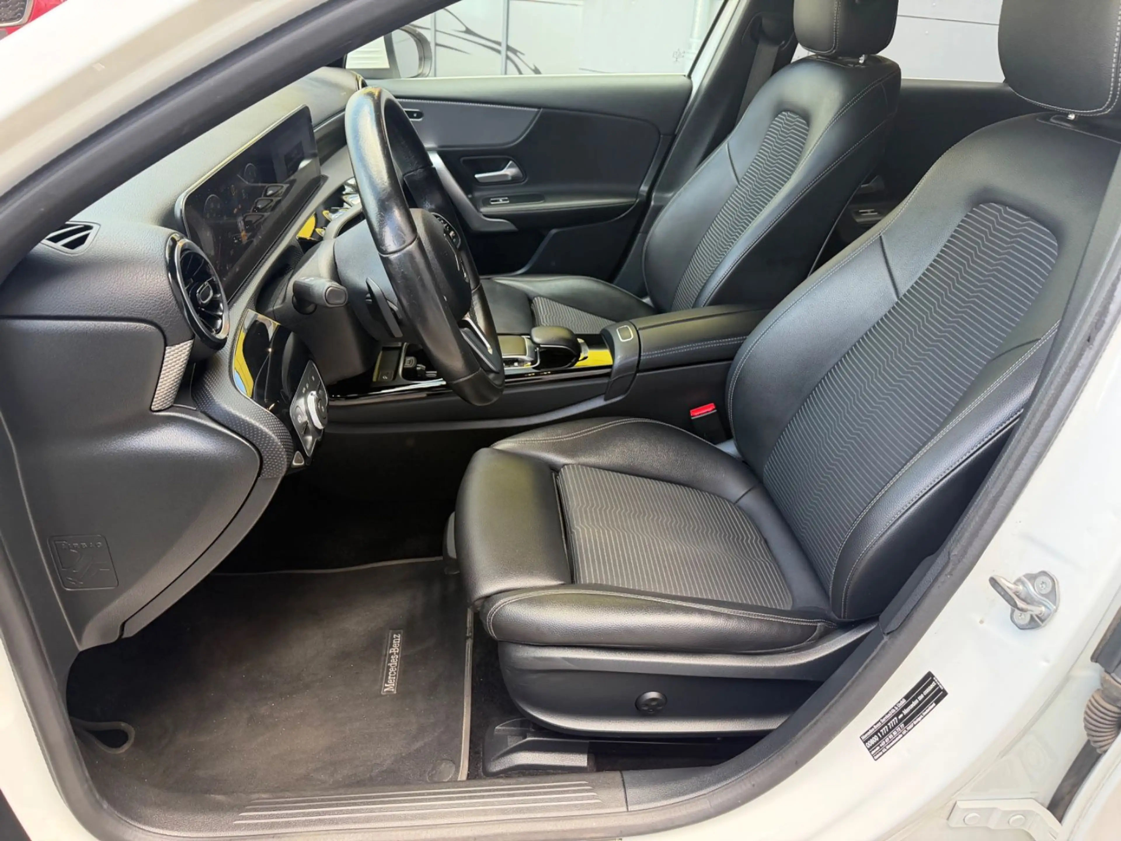Mercedes-Benz A 250 /ALU/TEMPOMAT/LEDER/WIDESCREEN*/MEMORY — photo 12