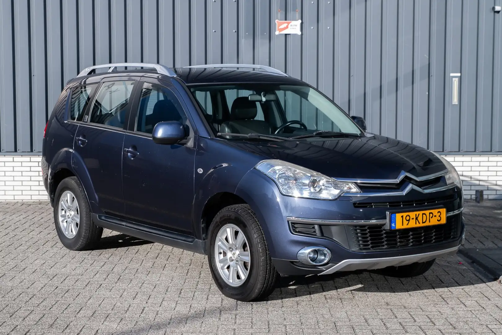 Citroen C-Crosser 2.4-16V Dynamique 7p. 4WD *Airco*Nieuwe Apk* Синій - 2