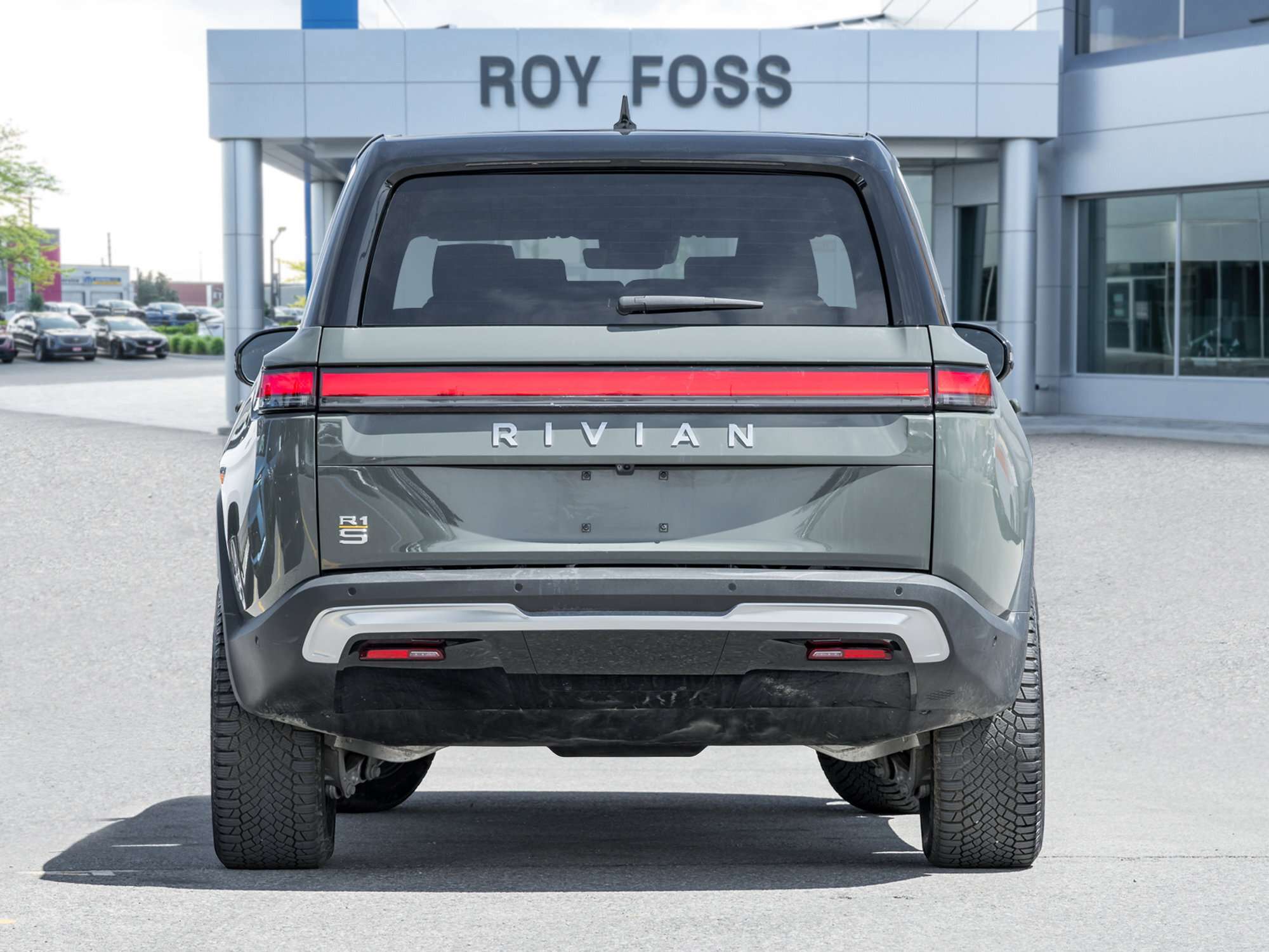2024 Rivian R1S Launch Edition Quad-Motor Large Pack thumb 8