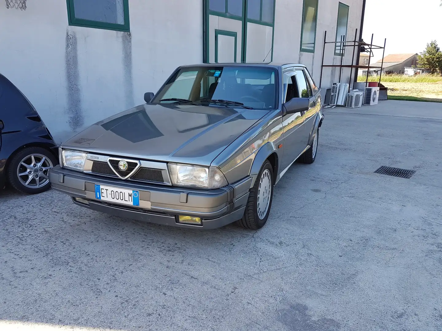Alfa Romeo 75 3.0 V6 America - 1