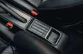 Porsche 993 911 CARRERA / CABRIOLET / MANUAL / ARENA RED / HEATED SEATS Rot - thumbnail 10
