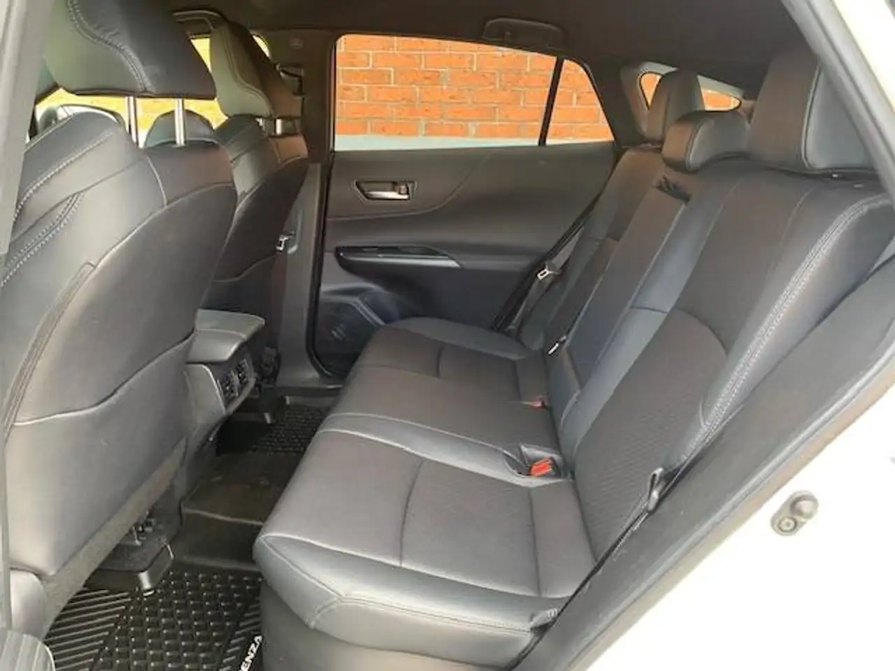 Toyota Venza photo Toyota Venza