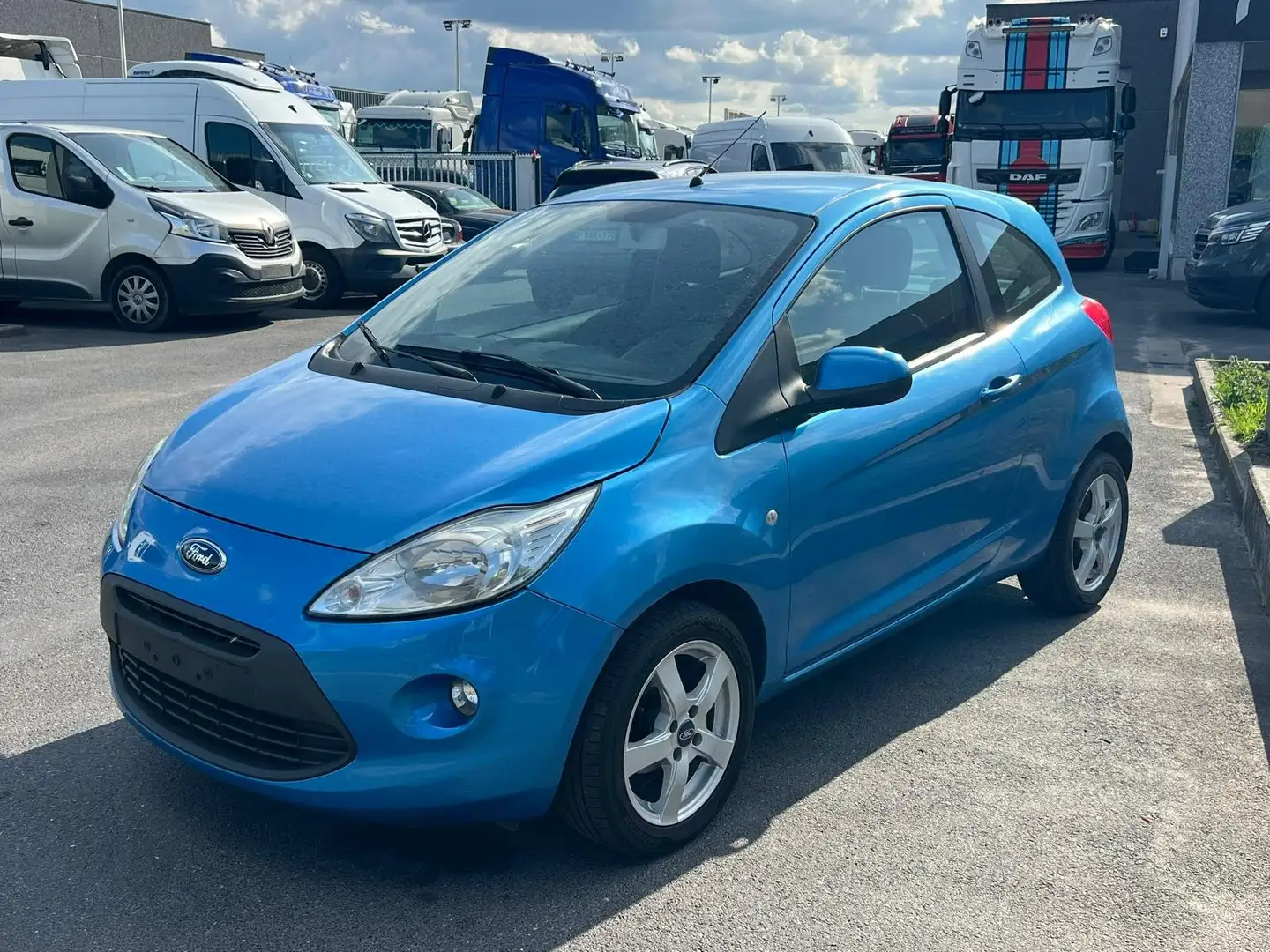 Ford Ka/Ka+ 12BE Trend - STARTERSWAGEN - AIRCO, CV, ER, ALU Blauw - 1