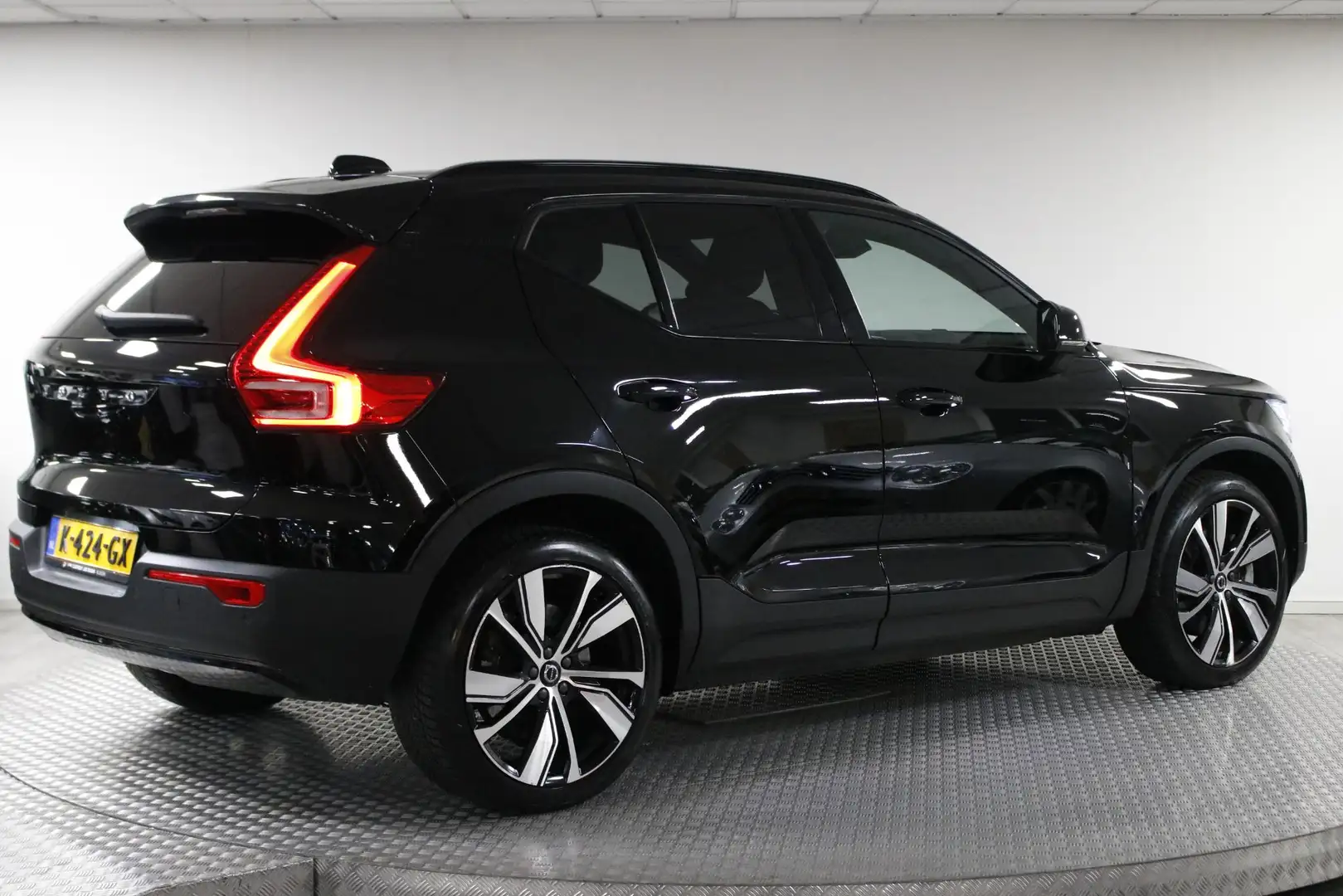 Volvo XC40 Recharge P8 AWD R-Design 360 camera | Leder Alcant Noir - 2