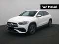 Mercedes-Benz GLA 200 AMG Line + LED + PARKEERSENSOREN + CAMERA + 1y USE Blanc - thumbnail 1