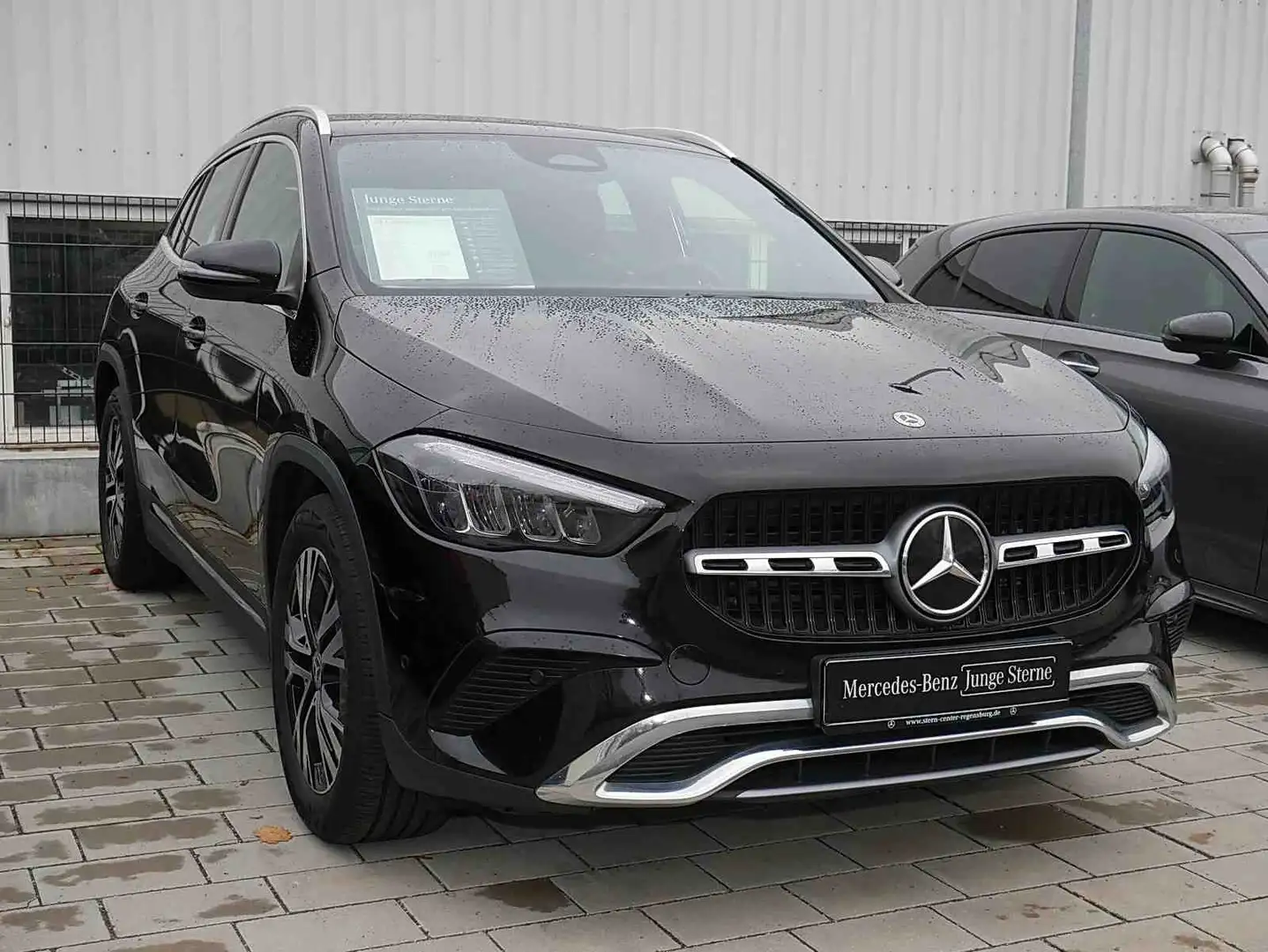 Mercedes-Benz GLA 200 d Progressive+DISTRONIC+LED+SHZ+GUARD360 Schwarz - 2