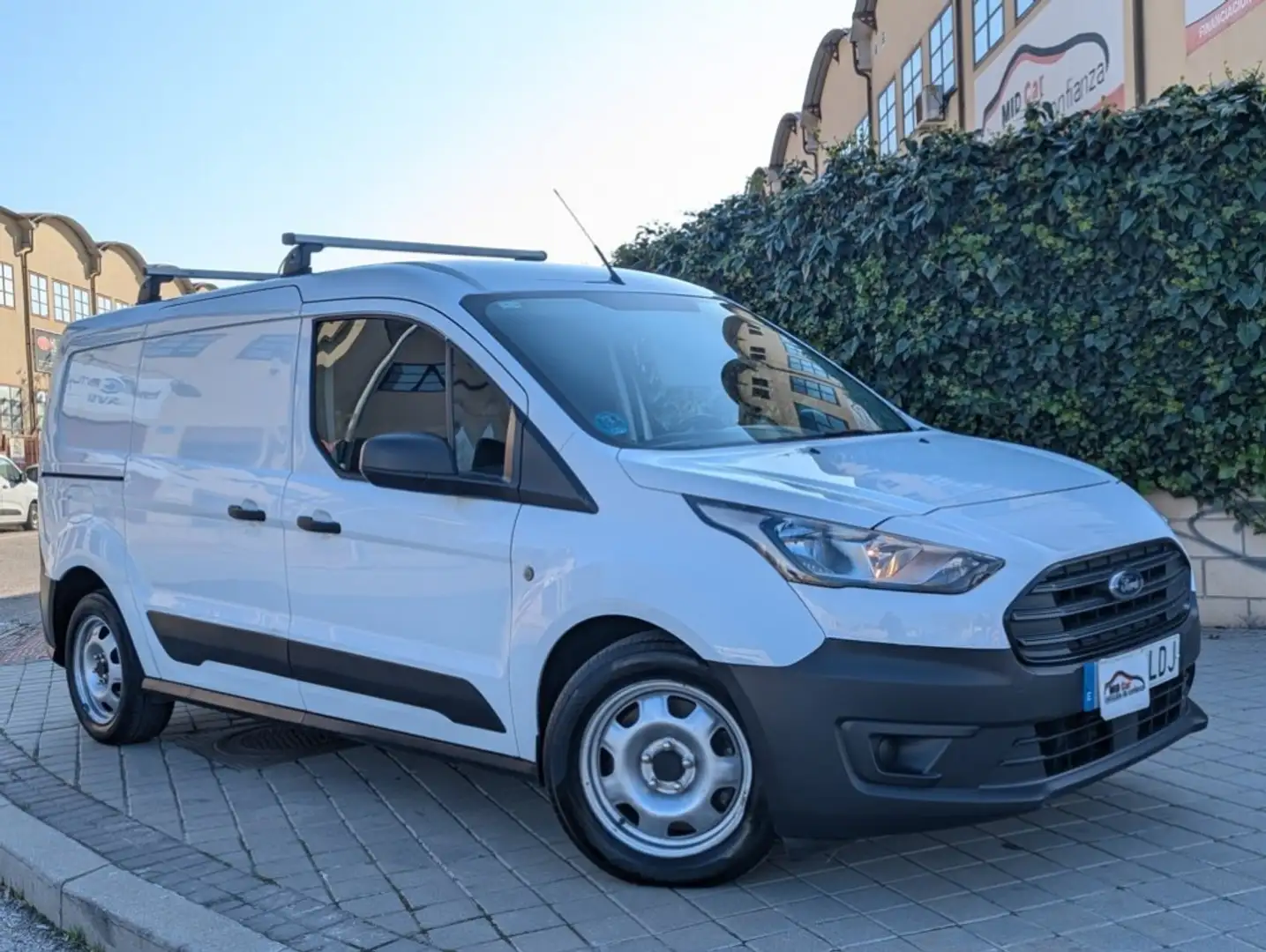 Ford Connect Comercial FT 210 Van L2 Trend 100 Blanco - 2