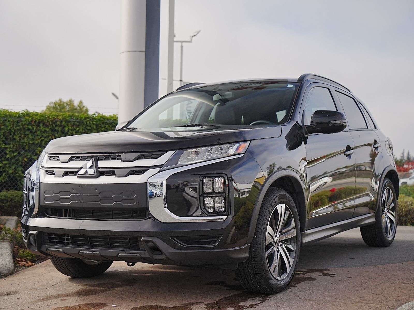 2025 Mitsubishi RVR