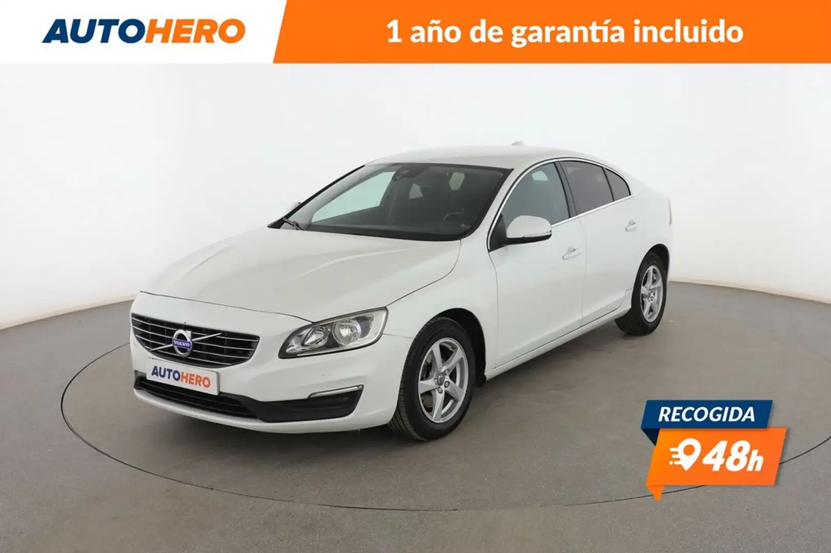 Volvo S60 2.0 D2 Momentum Blanco - 1