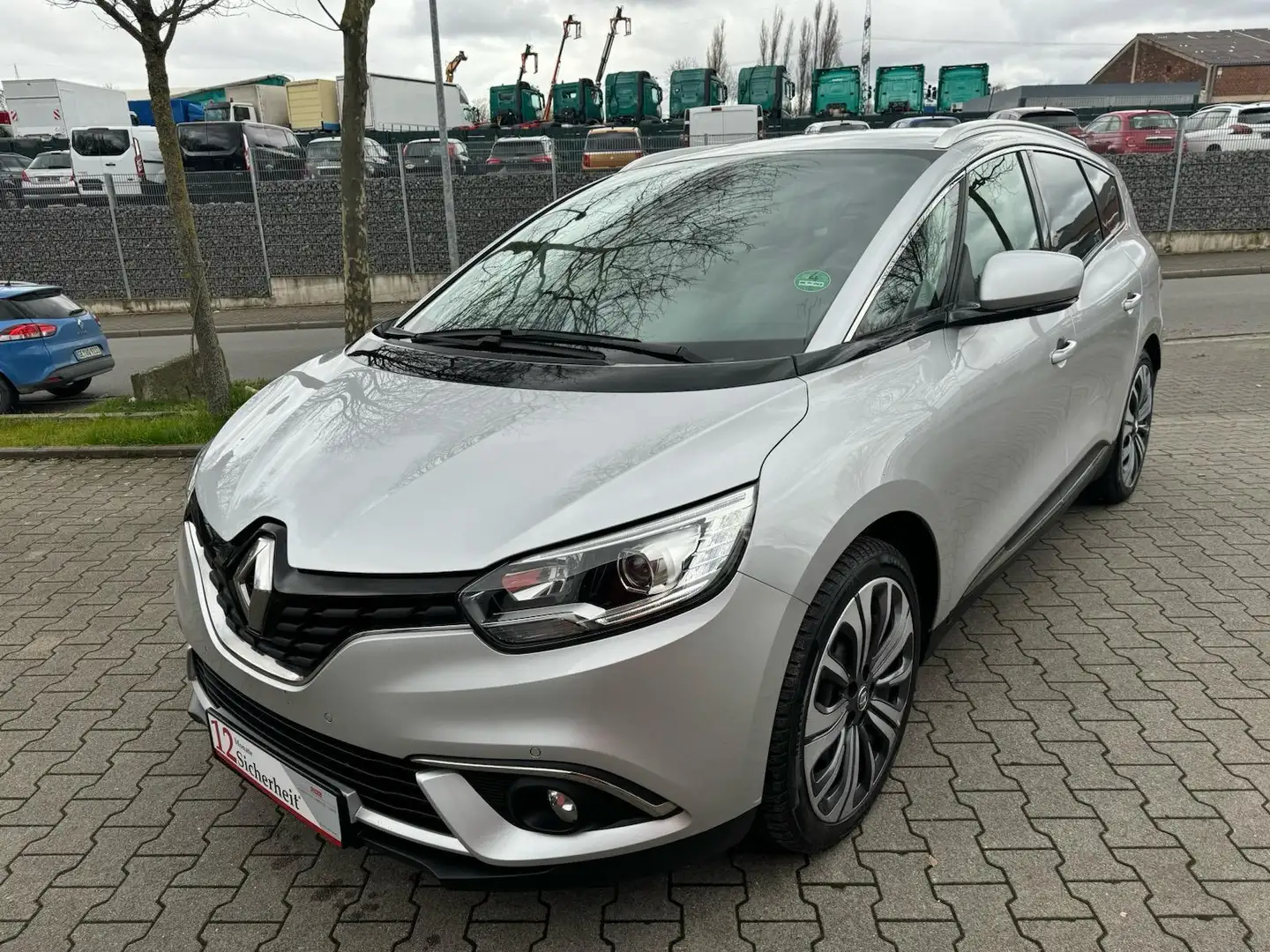Renault Grand Scenic Business Edition/1.Hand/1 Jahr Garantie/Tüv neu... Silber - 2