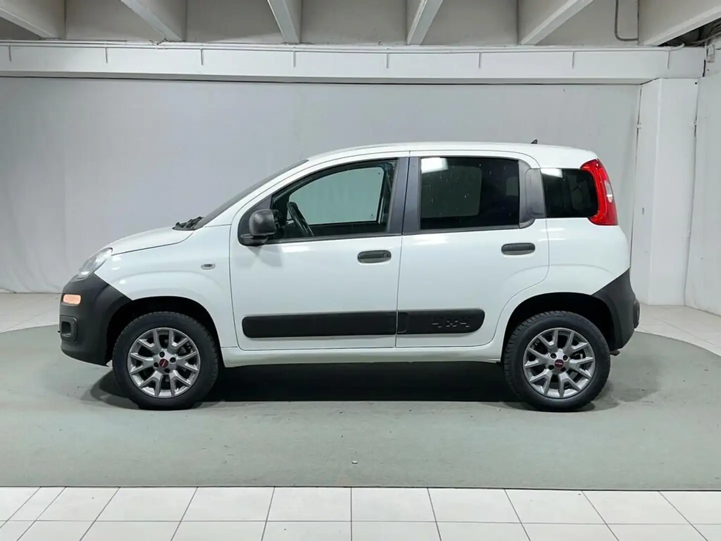 Fiat Panda 1.3 mjt 16v 4x4 s&s 80cv Fiat Panda turbodiesel Weiß - 2