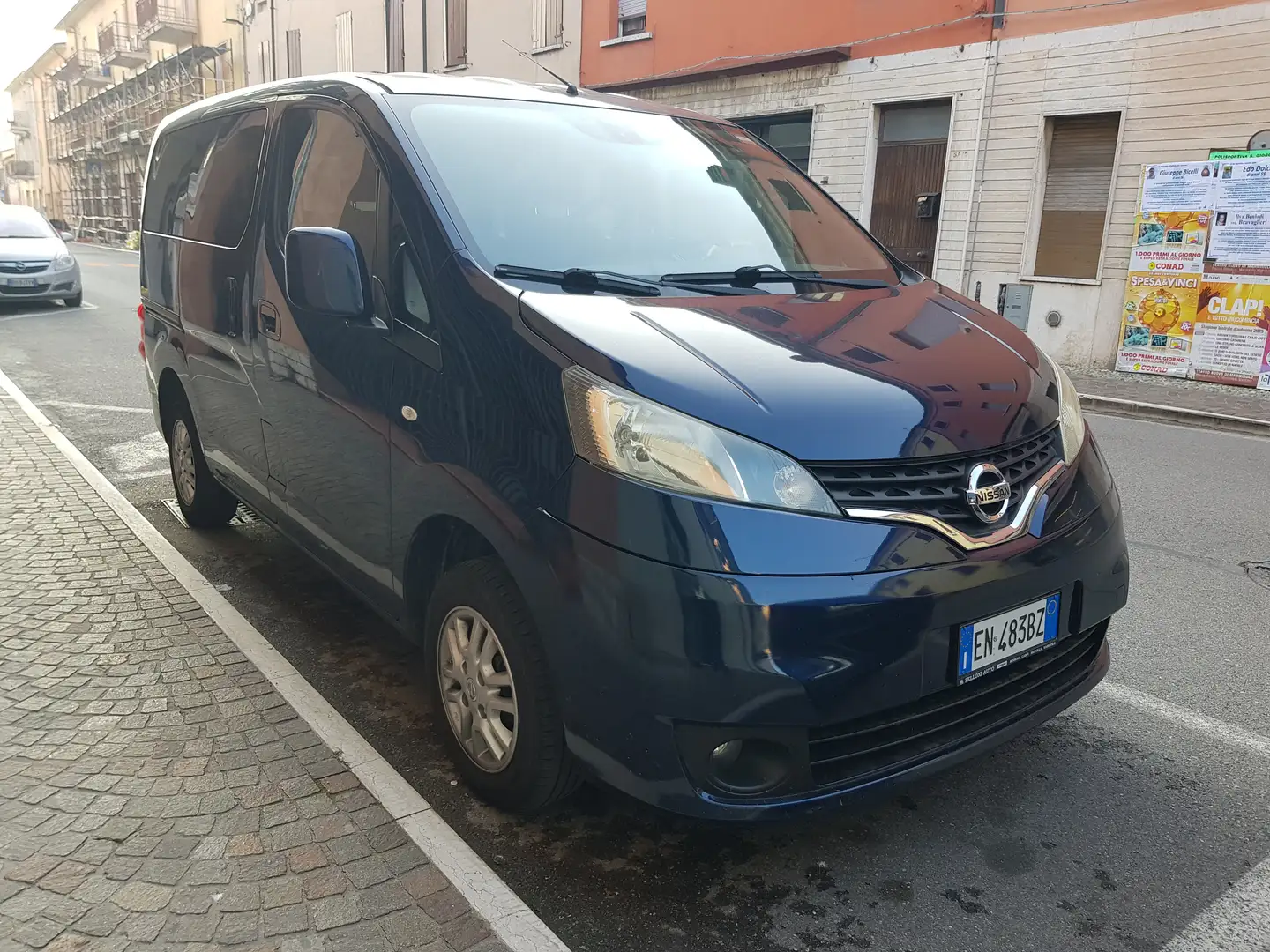 Nissan Evalia 1.6 benzina/GPL (7 posti, ok neopatentati, nessun limite circolazione) Blu/Azzurro - 2