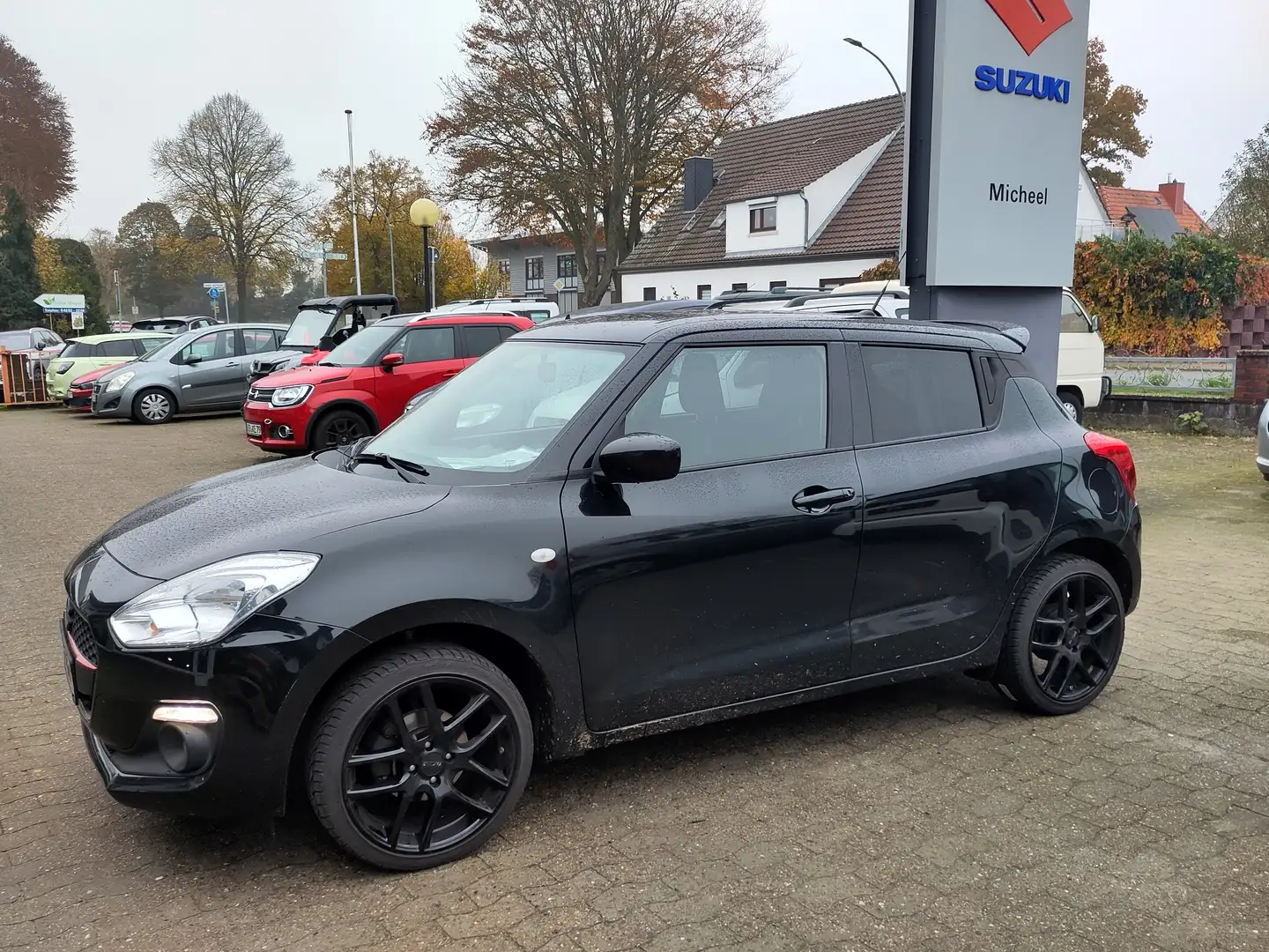 Suzuki Swift Swift 1.0 Boosterjet Comfort Schwarz - 2