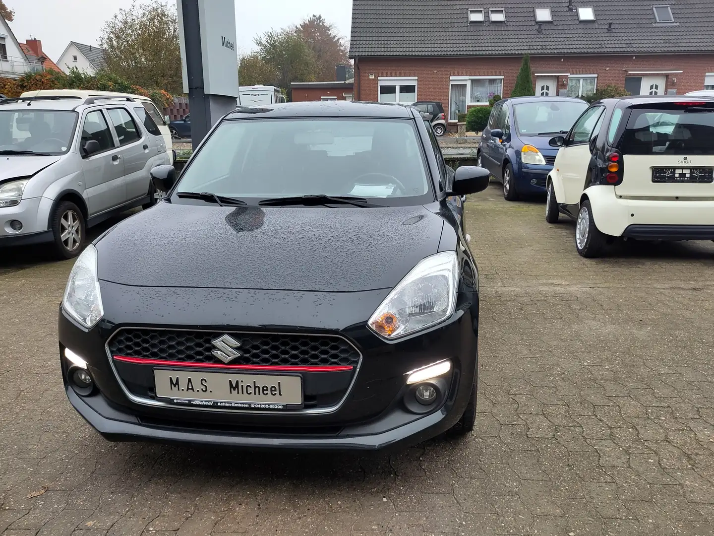 Suzuki Swift Swift 1.0 Boosterjet Comfort Schwarz - 1