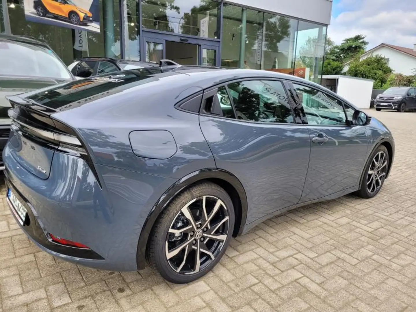 Toyota Prius Plug In Premium DEMO Wagen - niet ingeschreven Gris - 2