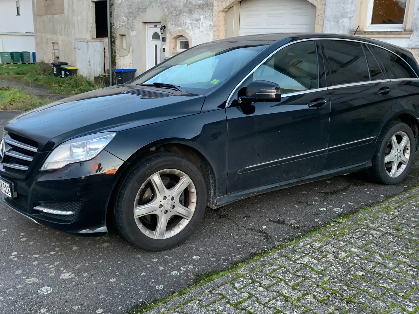 Mercedes-Benz R 350 R 350 CDI DPF 4Matic 7G-TRONIC Černá - 1