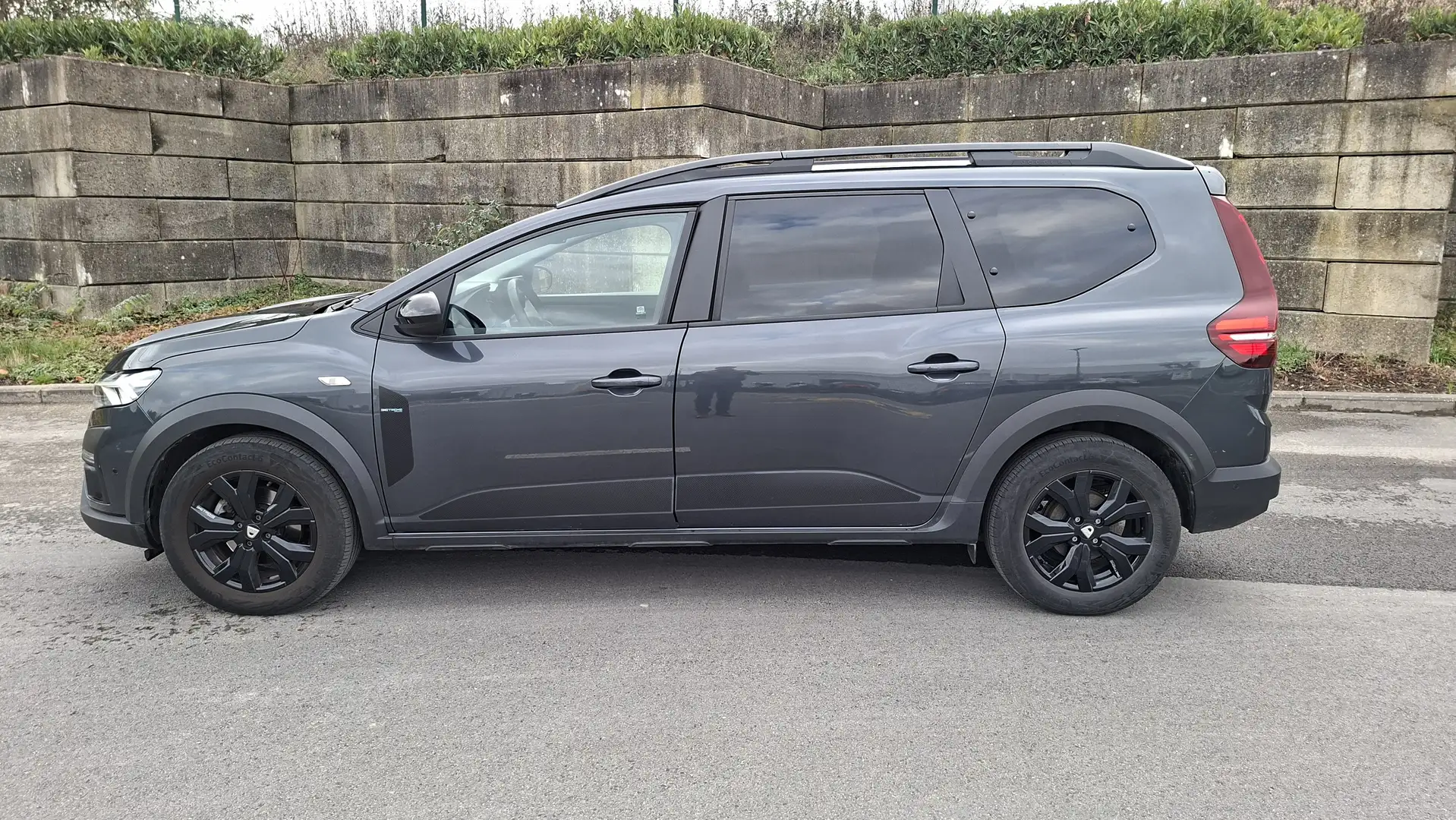 Dacia Jogger 1.0 TCe Extreme 7pl. - EU6D Gris - 1
