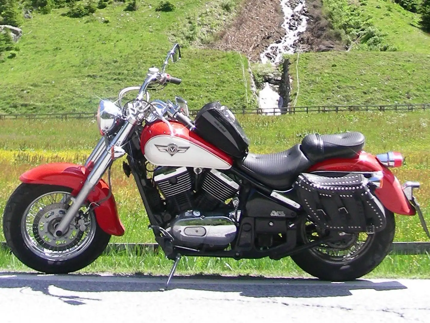 Kawasaki VN 800 Classic Roşu - 2