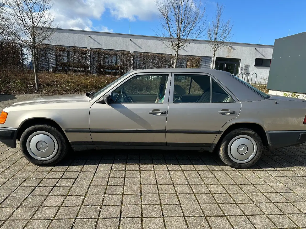 Mercedes-Benz 300 E Allrad 4X4 2.HAND, foto 6