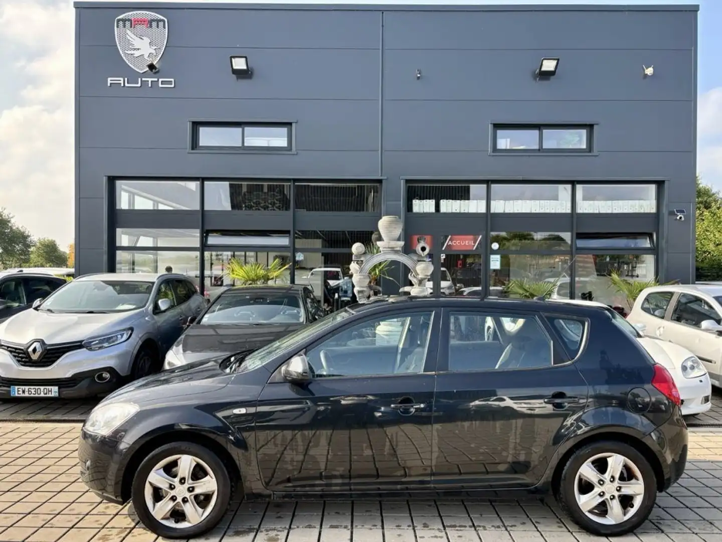 Kia Ceed / cee'd CEE-D 1.6 CRDI 90 ACTIVE Noir - 1
