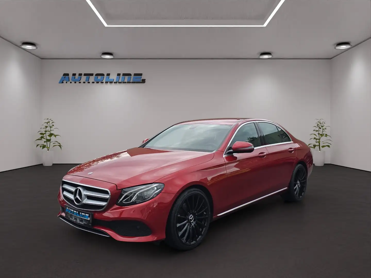 Mercedes-Benz E 220 d *NAVI* *LED* *KAM* *KEY* *SITZH* *HECKROLLO* Rot - 1