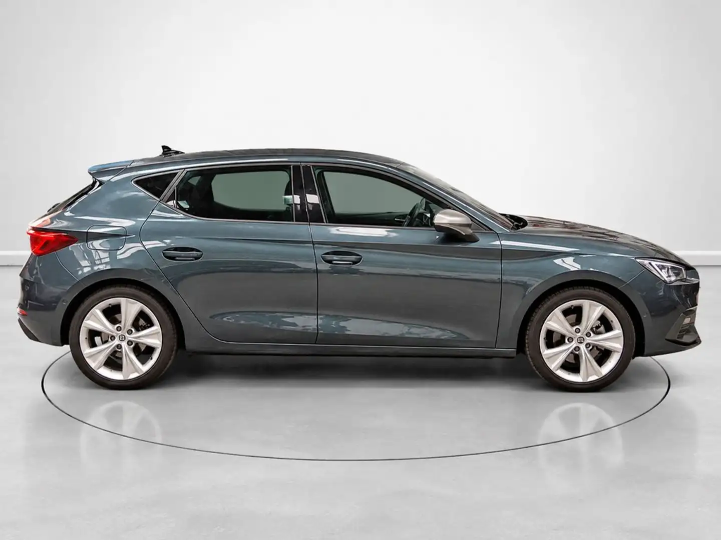 SEAT Leon 1.0 eTSI S&S FR 25º Aniversario DSG-7 110 Gris - 2