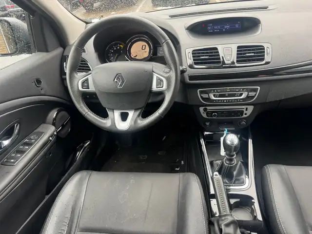 Renault Megane view 2