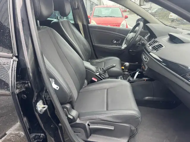 Renault Megane view 9