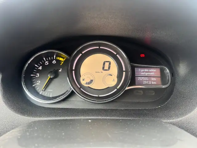 Renault Megane view 15