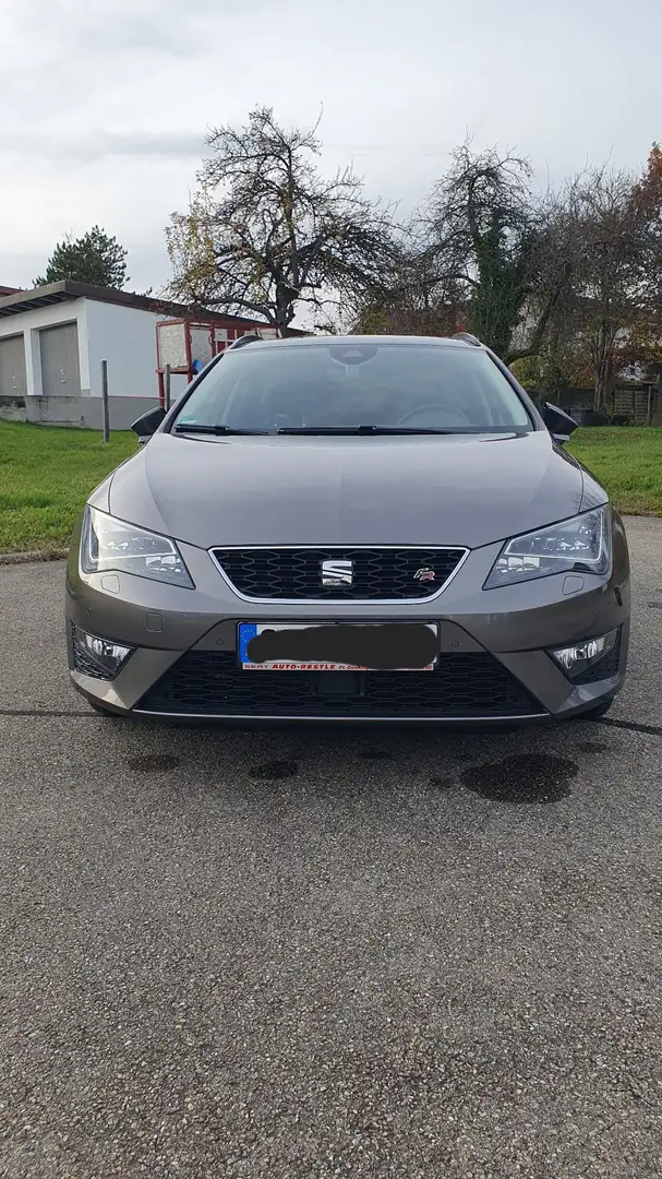 SEAT Leon ST FR DSG NAV PANO SHZ TÜV+Service NEU! Grau - 2