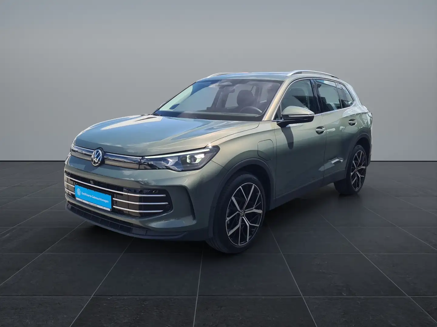 Volkswagen Tiguan 1.5 TSI eHybrid DSG Elegance+AHK+PANOD+MATRIX+WR+ Grün - 2