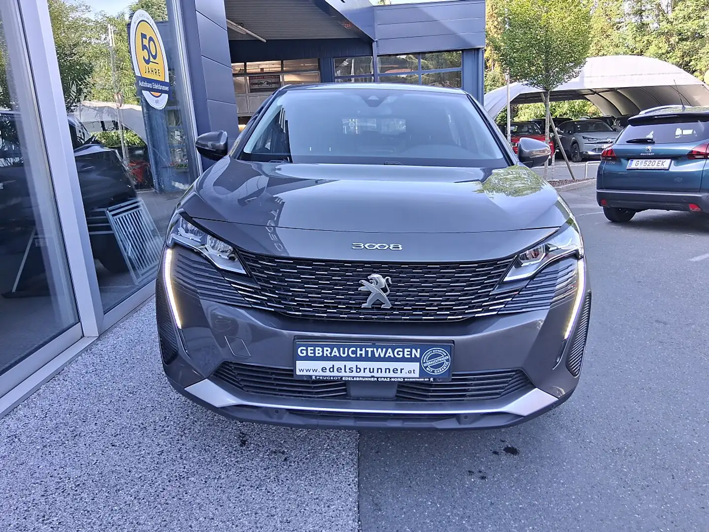 Peugeot 3008 BlueHDi 130 S&S EAT8 Active Pack Grau - 2
