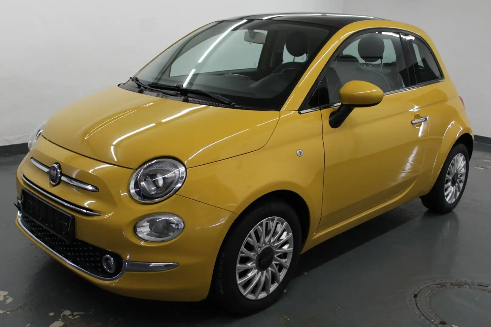 Fiat 500 0.9 Lounge 85 Automatik+Panorama+ALU+PDC Gelb - 1