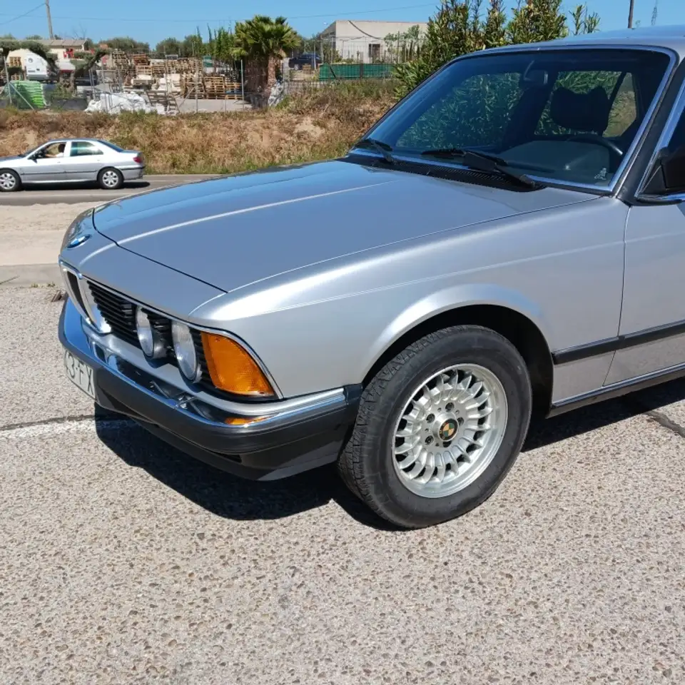BMW 745i Aut., foto 4