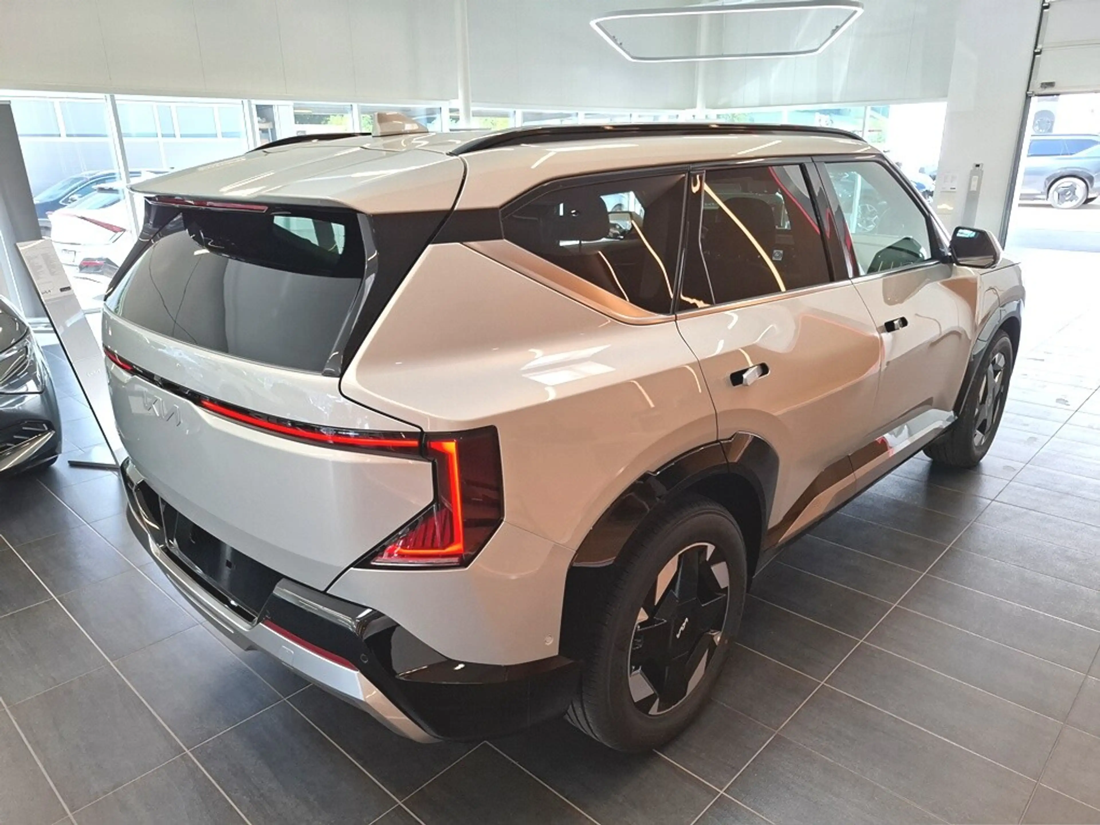 Kia EV5 Elektro Earth Plus 4WD — photo 8
