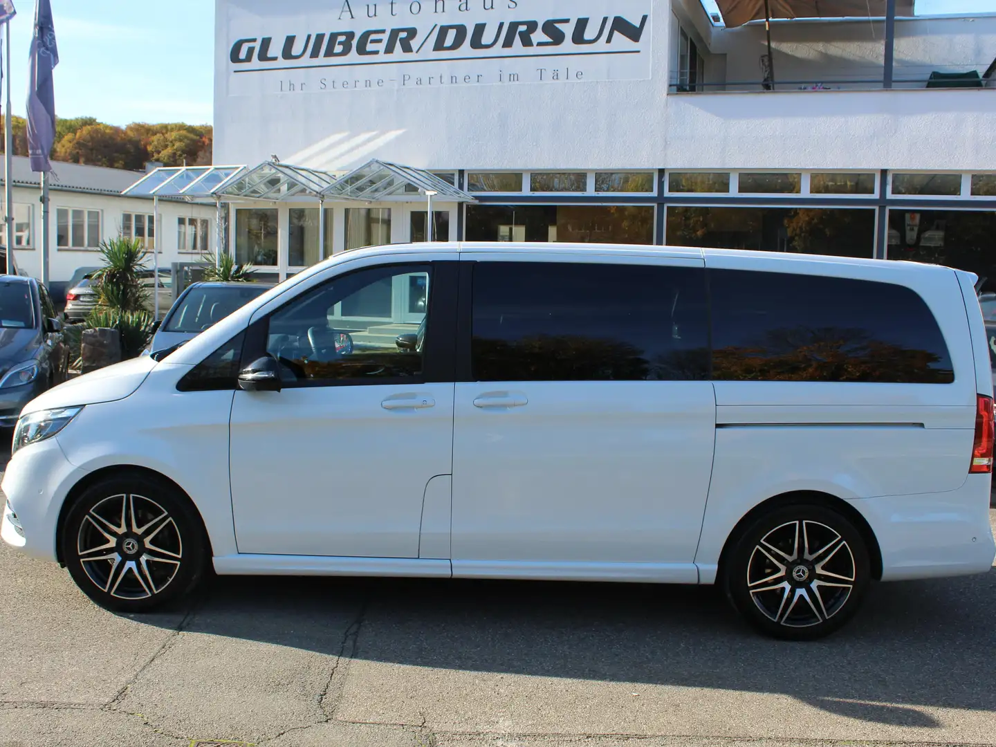 Mercedes-Benz V 220 V 220 d AMG Styling,Nightpaket,7Sitzer Blanc - 1